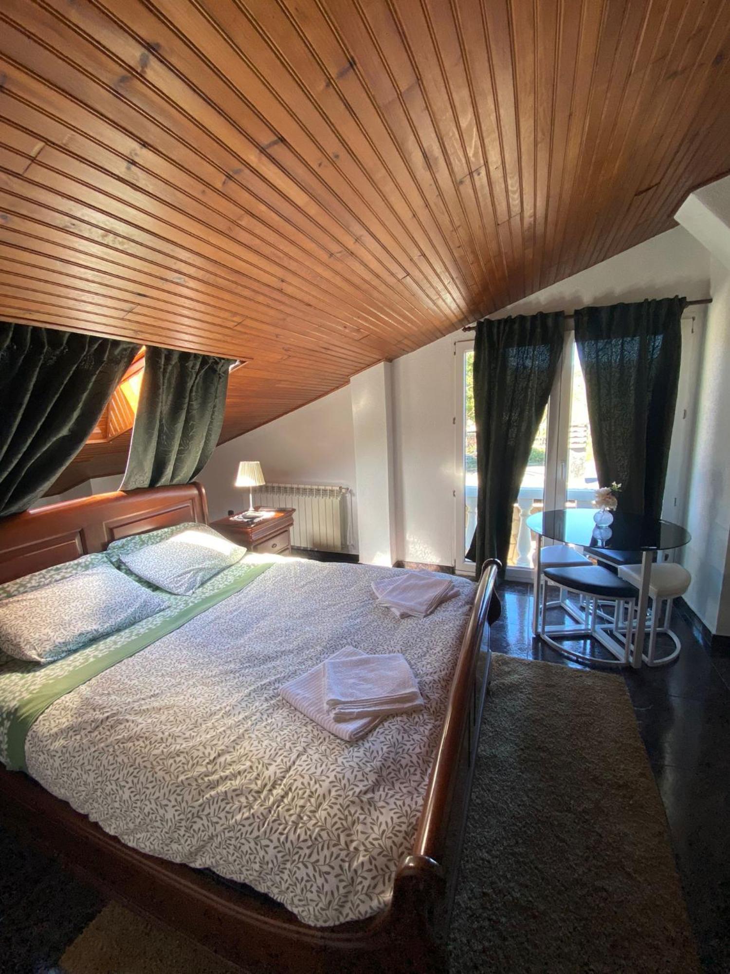 Jmca Hotel Castro Urdiales Buitenkant foto
